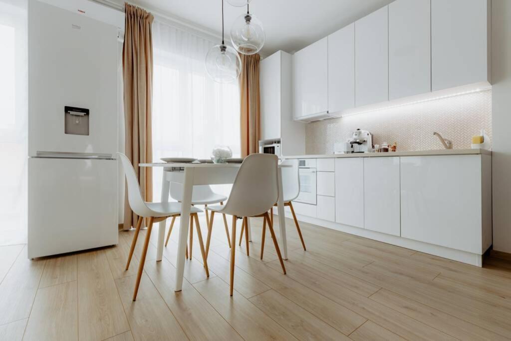 Nest Inn Oasis Residence Baia Mare Eksteriør bilde